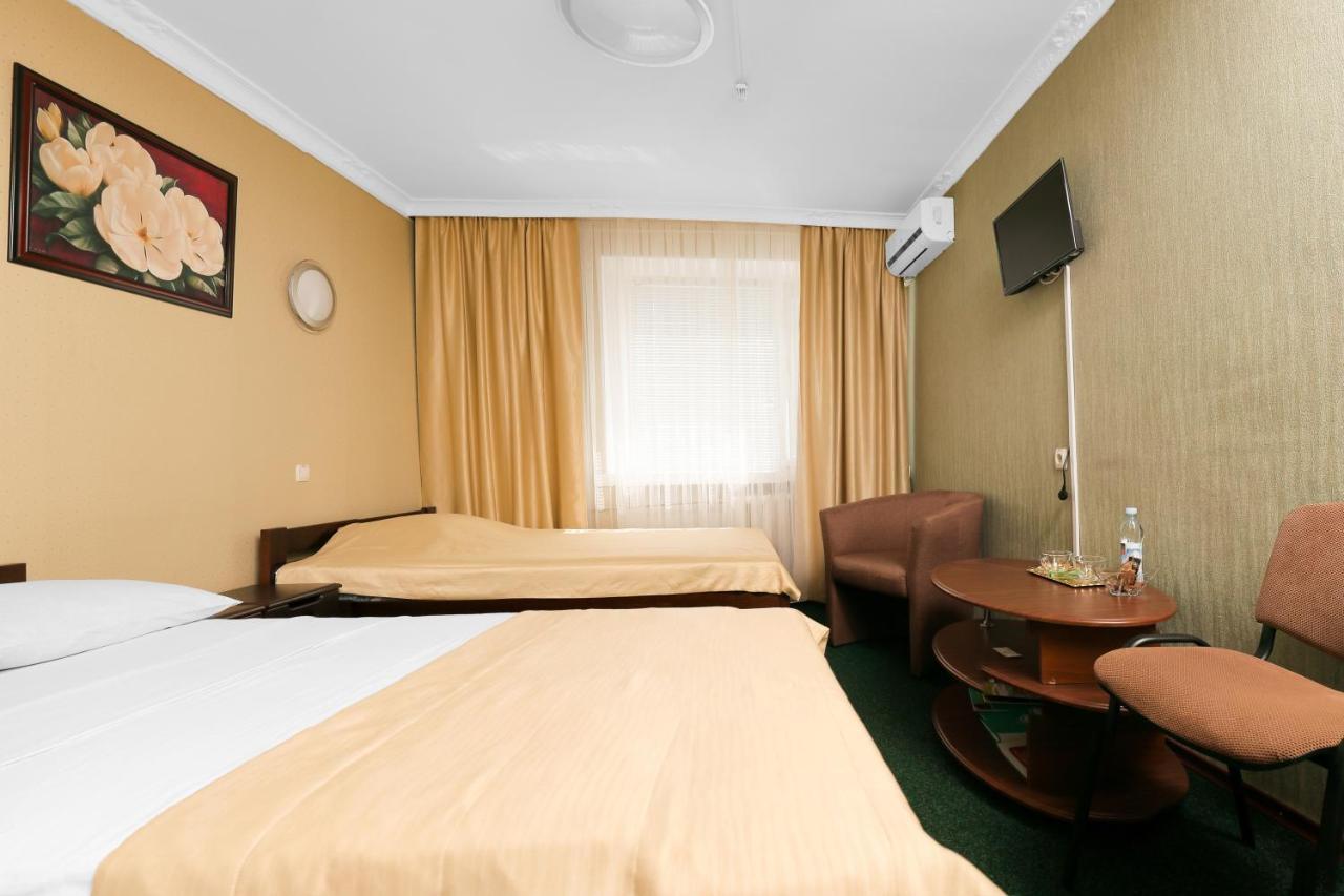 Green City Hotel Mykolaiv Exterior photo