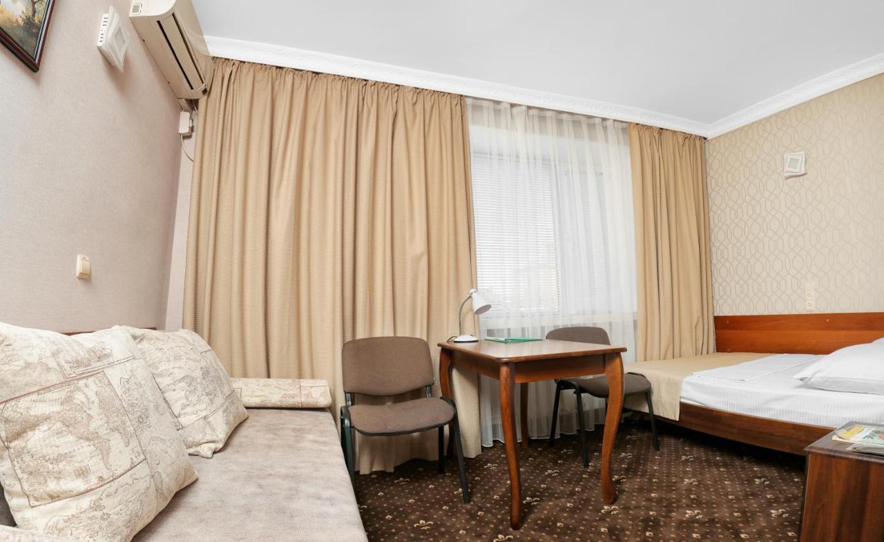 Green City Hotel Mykolaiv Exterior photo